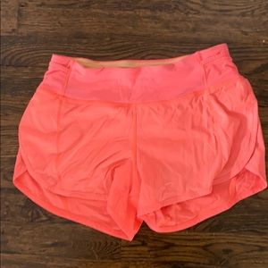 - Lululemon Run short